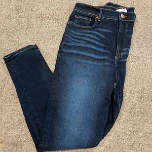 High Waisted “Jegging” Jeans